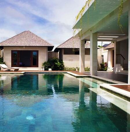 Villa Batu Bolong - Photo4