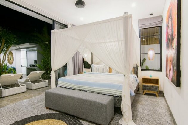 Villa Como Canggu - Photo3