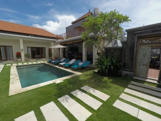 WaterBorn Bali - Photo2