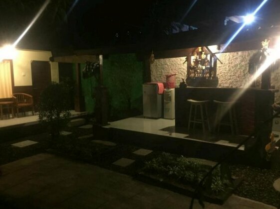 Wira Ayu Guesthouse - Photo4