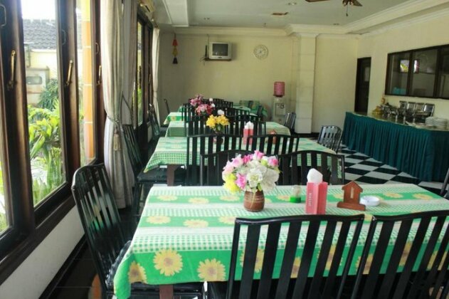 Hotel Ronggolawe - Photo4