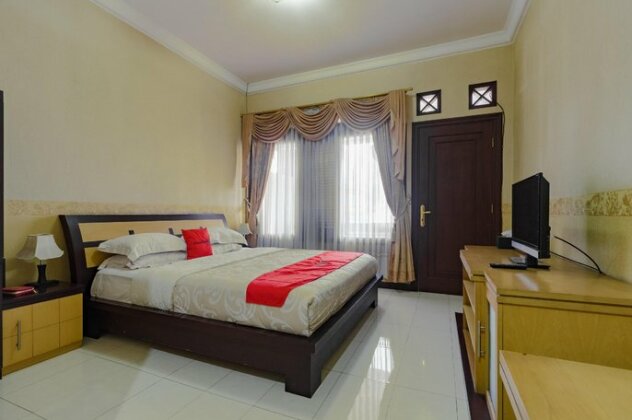 RedDoorz @ Cipanas - Photo3