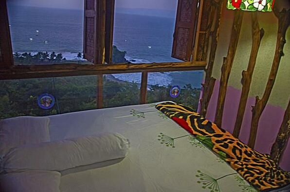 Karang Aji Beach Villa - Suite Room - Photo4