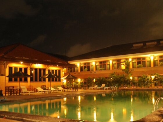 Mutiara Hotel Cilacap - Photo5