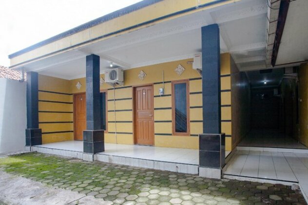 SPOT ON 2830 Azka Residence Syariah - Photo3