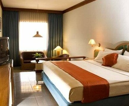 Cirebon Plaza Hotel - Photo3
