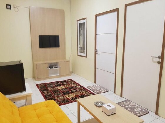 De Hanami Homestay Setrayasa - Photo3