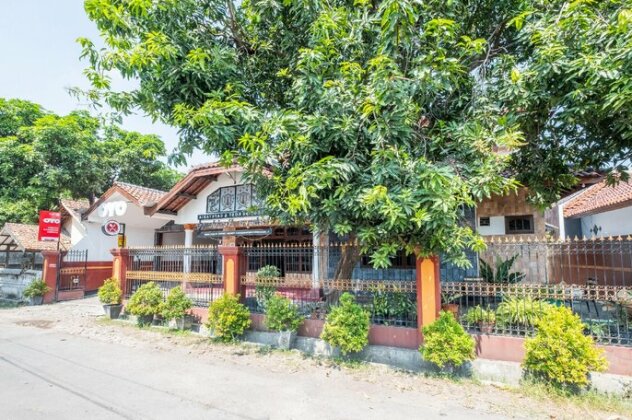 OYO 1032 Rahayu Residence Syariah - Photo4