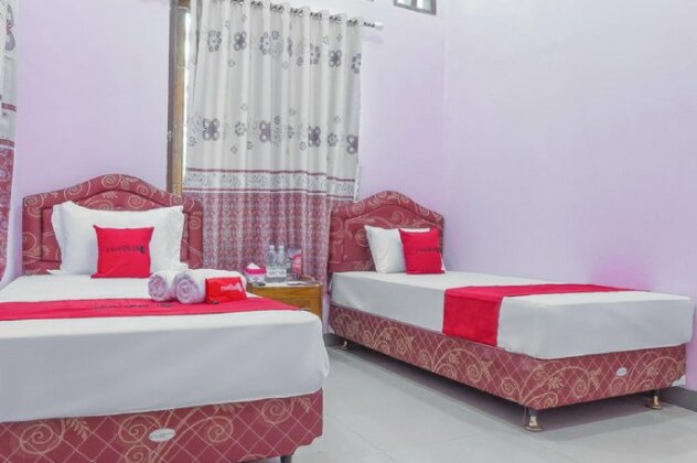 RedDoorz Syariah @ Puri Kalijaga Street