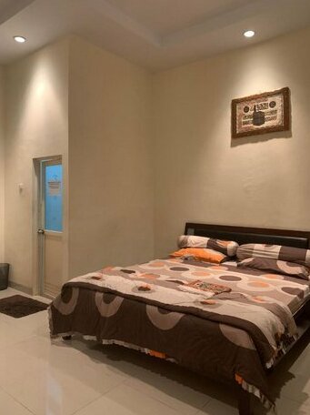 Sukajalanjalan Homestay - Photo4