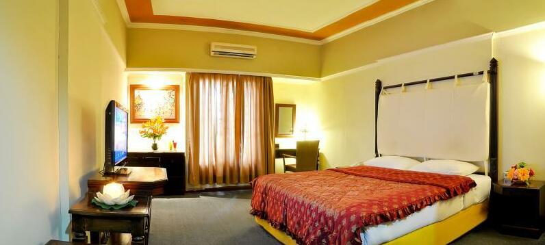 Tryas Hotel Cirebon - Photo2