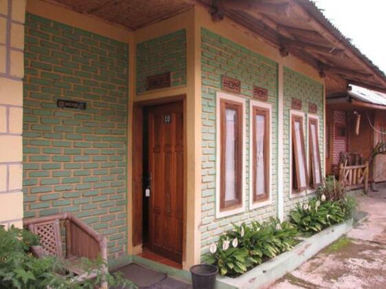 Alend Bungalow and Resto - Photo3