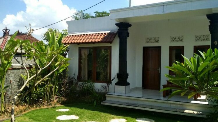 Eling Guest House