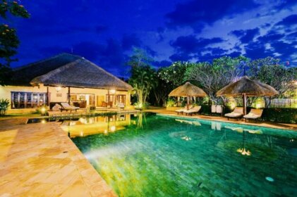 Bali Villa Lotus Dencarik