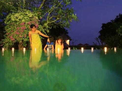 Kumala Beach Villa - Photo2