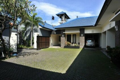 Airy Denpasar Selatan Raya Pemogan 288A Bali