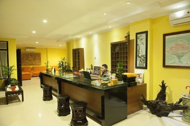 Catur Adi Putra Hotel - Photo3