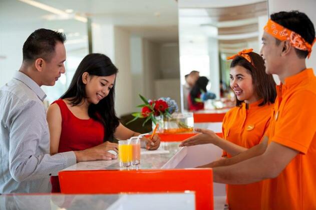 Harris Hotel and Conventions Denpasar Bali - Photo2