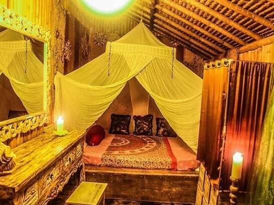 Honeymoon House - Photo4