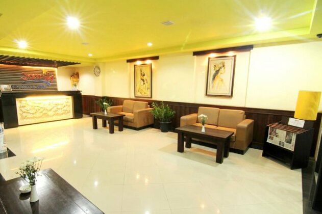 Nirmala Hotel & Convention Centre - Photo3