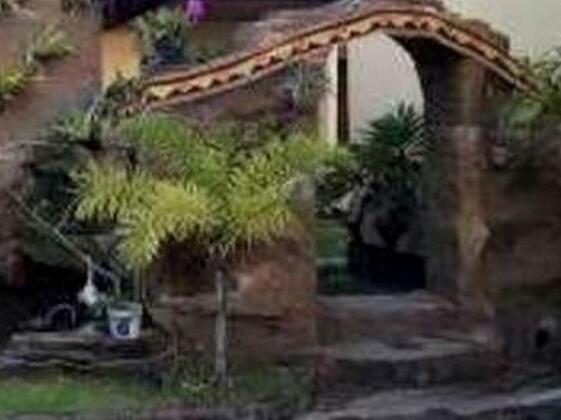 Penginapan Tegal Indah - Photo3