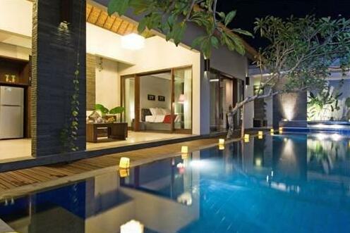 Puri Kekayon Villa - Photo2