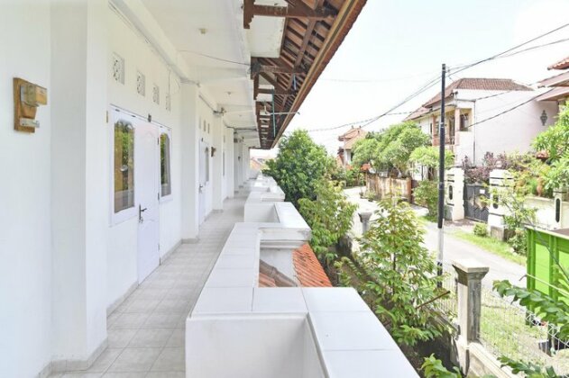 RedDoorz @ Jalan Gatot Subroto Denpasar - Photo5