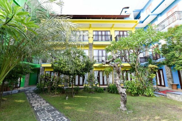 RedDoorz near Level 21 Mall Denpasar - Photo3