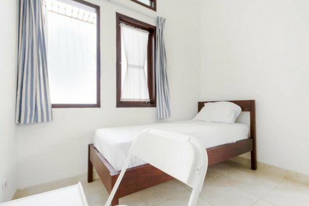 OYO 3451 Kost Shavero - Photo2