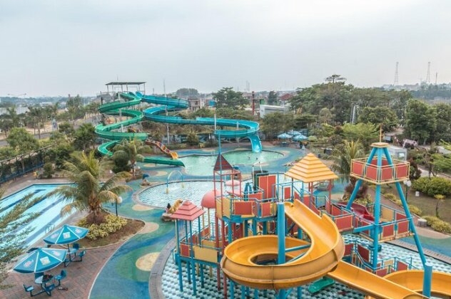 OYO 630 Green Lake View Cimanggis - Photo3