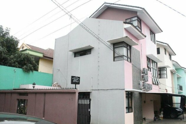 OYO Life 3162 Raihan Residence - Photo5