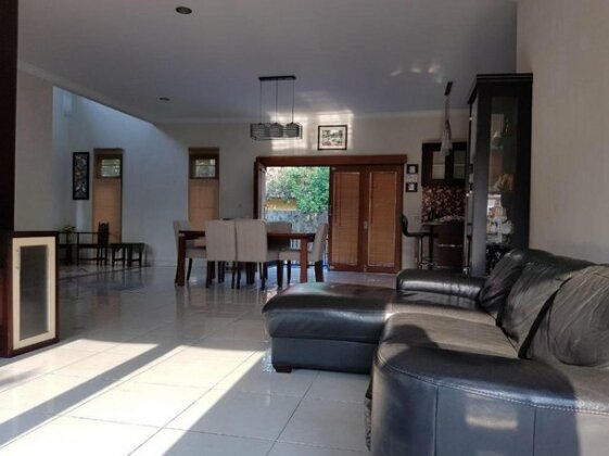 Pesona Air - Villa and Private Pool - Photo3