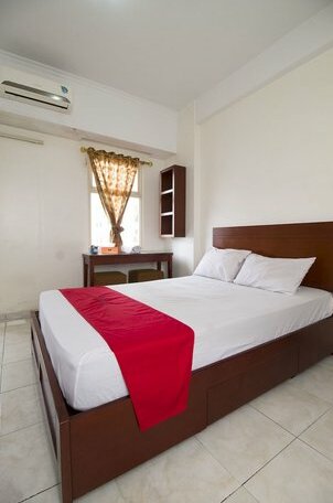 RedDoorz Apartment @ Margonda Residence - Photo5