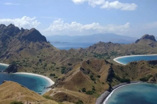 Komodo Boat Trip - Photo2