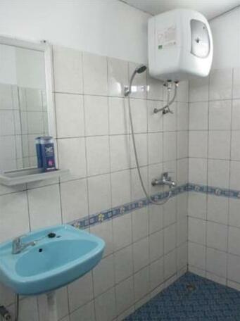 MJR Ticketing Guest House - Photo5
