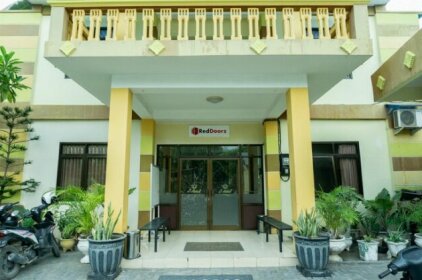 RedDoorz @ Gatot Subroto Ende