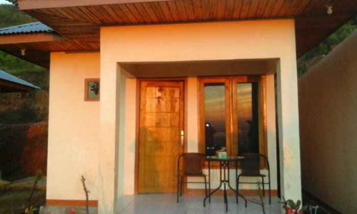 Villa Alam Flores - Photo3