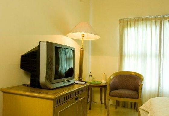 Bukit Alamanda Resort & Resto - Photo5