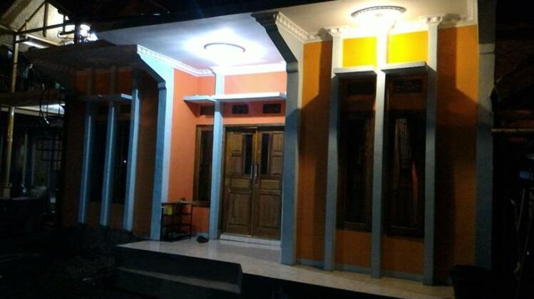Darajat Homestay - Photo2