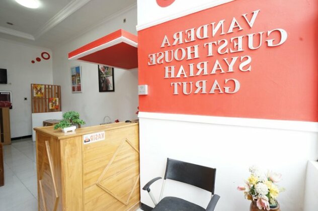 OYO 2021 Wisma Vandera Syariah - Photo4