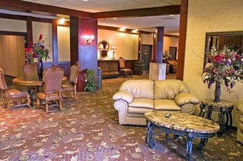 Minak Jinggo Hotel - Photo4