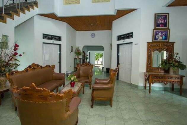 Crystal Green Hotel - Photo3