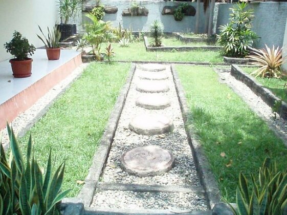 Jambura Inn - Photo3
