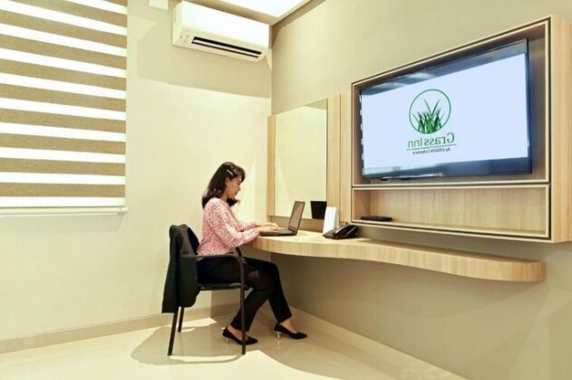 Grass Inn Hotel Solo - Photo4