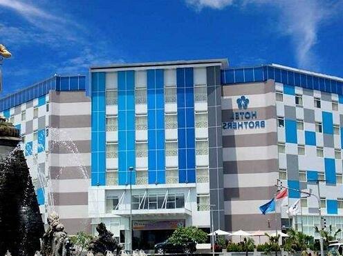 Hotel Brothers Grogol - Photo2
