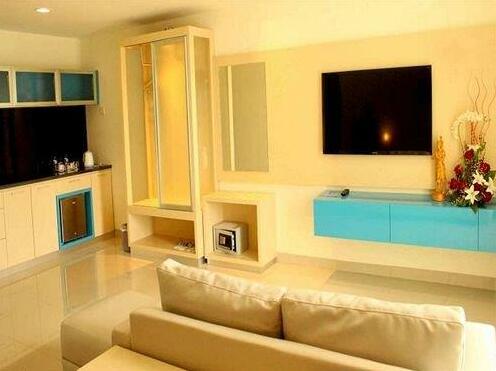 Hotel Brothers Grogol - Photo4