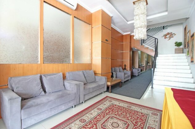 RedDoorz Plus @ Jl Jendral Sudirman Sukoharjo - Photo3
