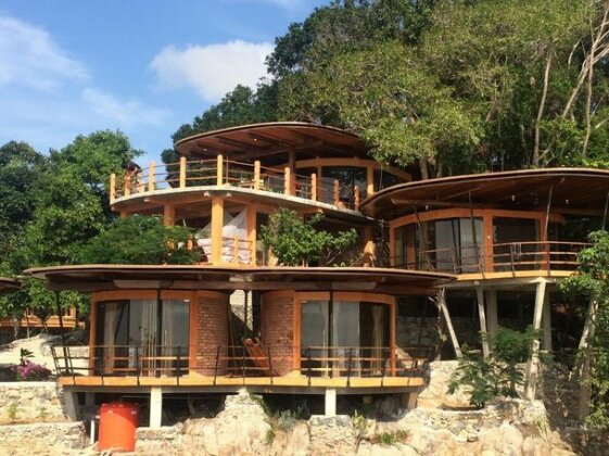 LooLa Adventure Resort