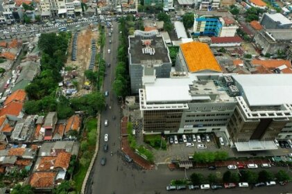 1br Thamrin Residence City View By Travelio