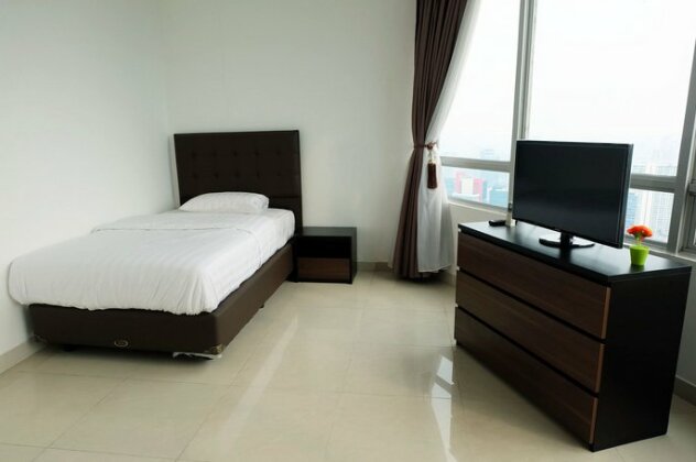 Photo 4